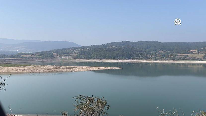 Bolu’daki Gölköy Baraj Gölü’nde yarım ada oluştu. İçme suyu ihtiyacını karşılıyor 9